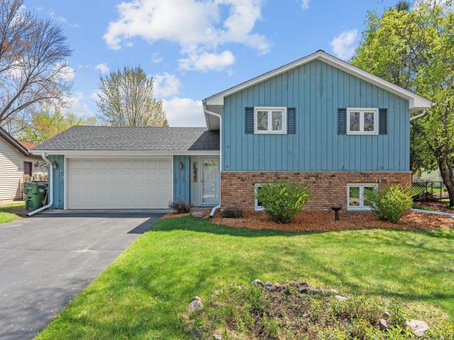 648 91st Avenue NE Blaine MN 55434 - MLS# 7046757