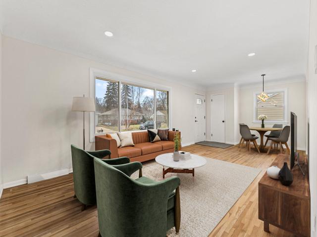 1895 Shryer Avenue W North Saint Paul MN 55113 - MLS# 7046994