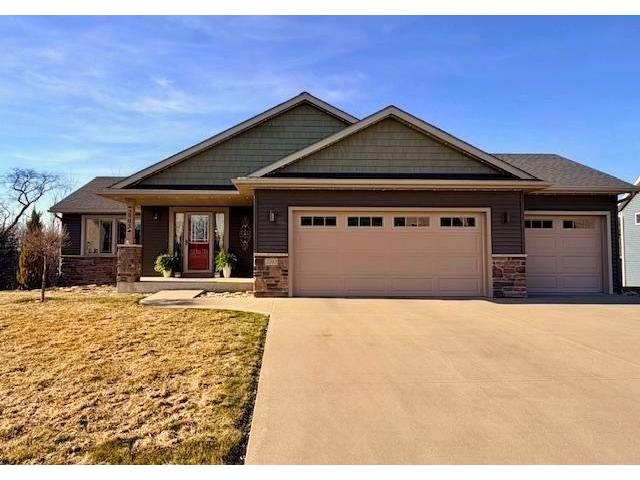 3993 Stone Point Drive NE Rochester MN 55906 - MLS# 7047359