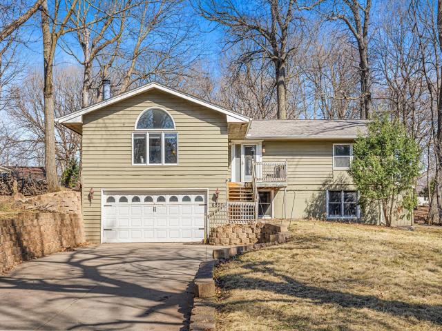 6859 Yuma Drive Chanhassen MN 55317 - MLS# 7047819