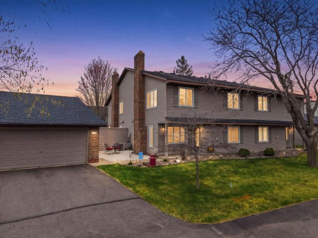 4702 Grenada Point Eagan MN 55122 - MLS# 7048133