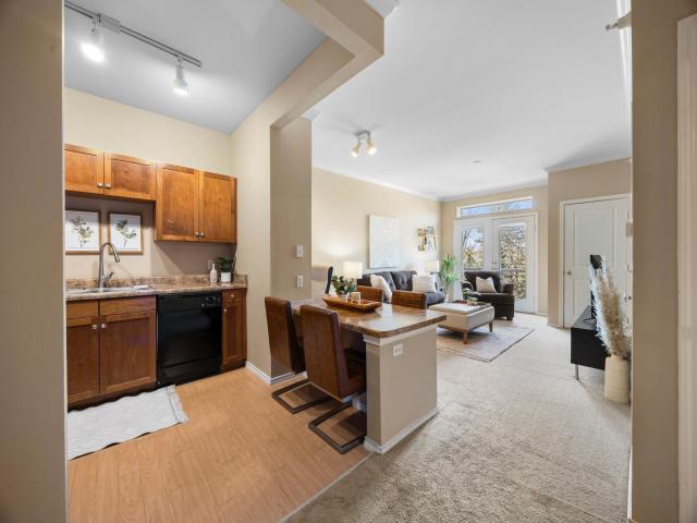 13570 Technology Drive Unit 2221 Eden Prairie MN 55344 - MLS# 7048212