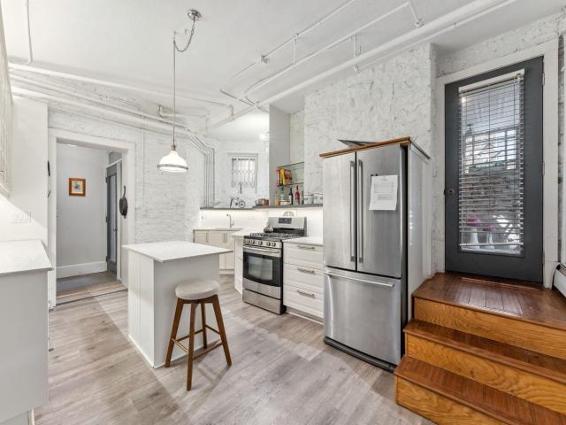 710 Summit Avenue Unit 4 Saint Paul MN 55105 - MLS# 7048224