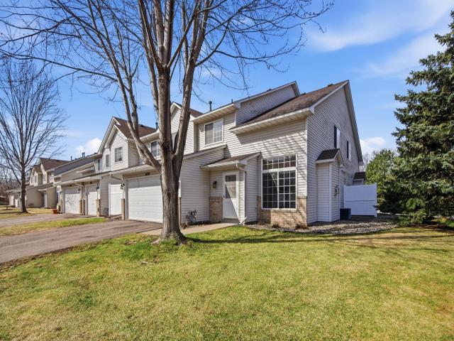 1839 Riverwood Drive Unit 17 Burnsville MN 55337 - MLS# 7048392