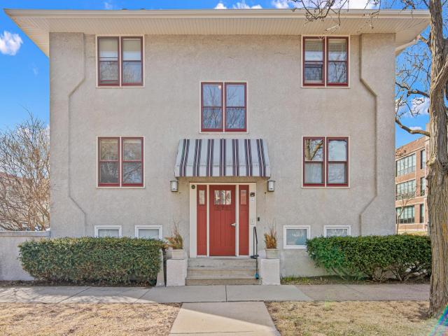 676 Ashland Avenue Unit 1 Saint Paul MN 55104 - MLS# 7048604