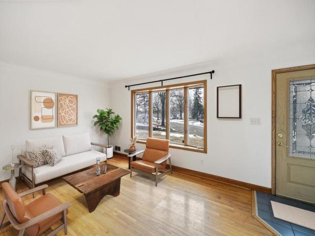 303 Roma Avenue Saint Paul MN 55113 - MLS# 7048971