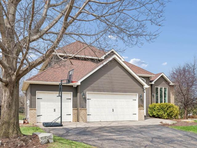 2378 Manuela Drive Chaska MN 55318 - MLS# 7049038