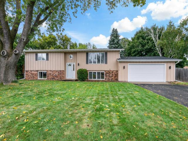 1933 Davis Court Shakopee MN 55379 - MLS# 7049188