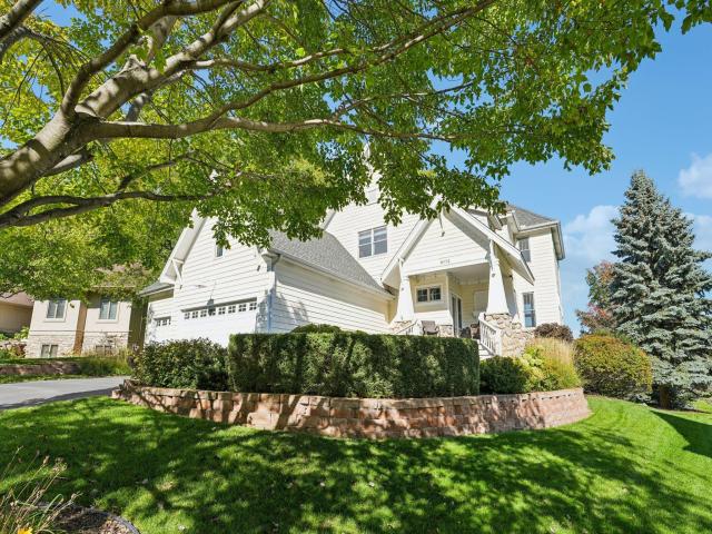 9112 Woodhill Drive Savage MN 55378 - MLS# 7049309