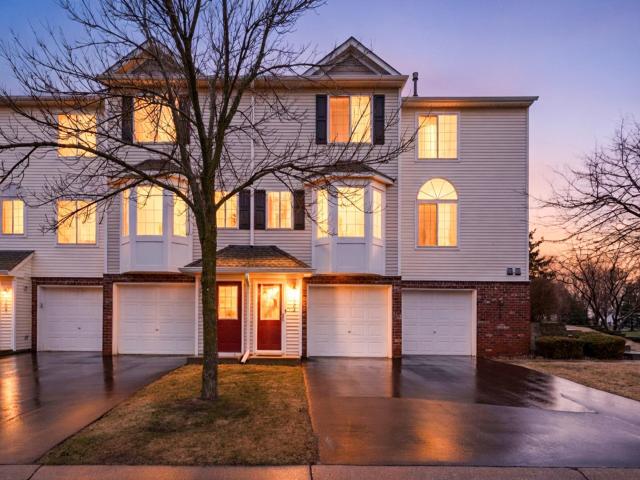 7702 Arboretum Village Circle Chanhassen MN 55317 - MLS# 7049439