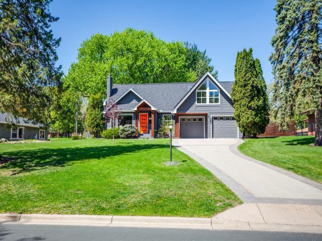1431 Spring Valley Road Golden Valley MN 55422 - MLS# 7049566