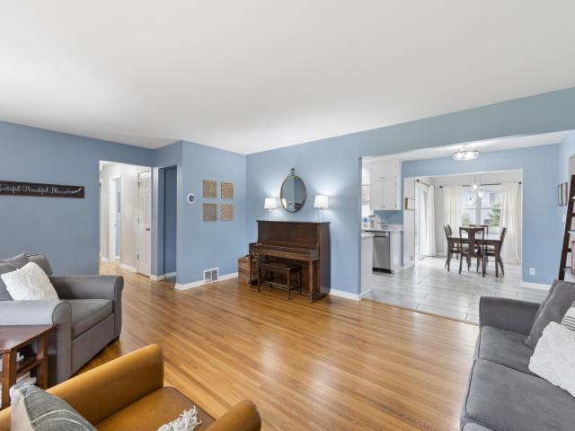 8101 32nd Avenue N Crystal MN 55427 - MLS# 7049900