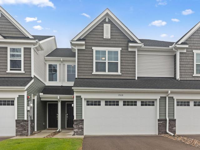 1928 Tyrone Drive Shakopee MN 55379 - MLS# 7050071