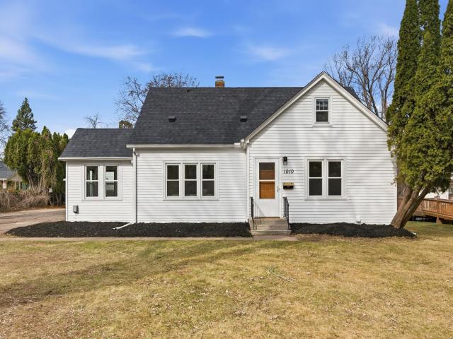 1010 Oak Ridge Road Hopkins MN 55305 - MLS# 7050155