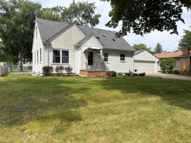 2663 16th Avenue E Saint Paul MN 55109 - MLS# 7050277