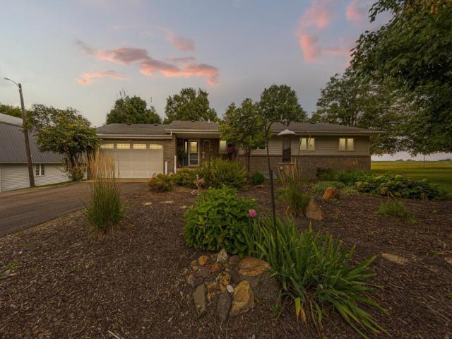 58560 Kirkwood Road Mankato MN 56001 - MLS# 7050470