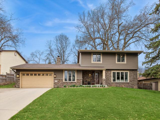 324 Hillcrest Lane Burnsville MN 55337 - MLS# 7050537