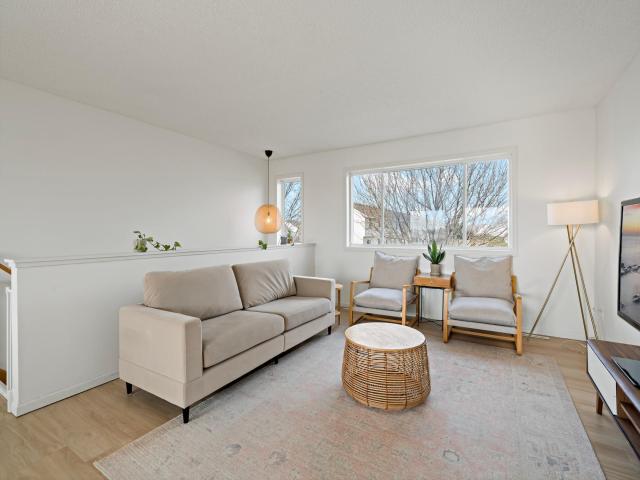 4372 Blakewood Drive Shakopee MN 55379 - MLS# 7050545