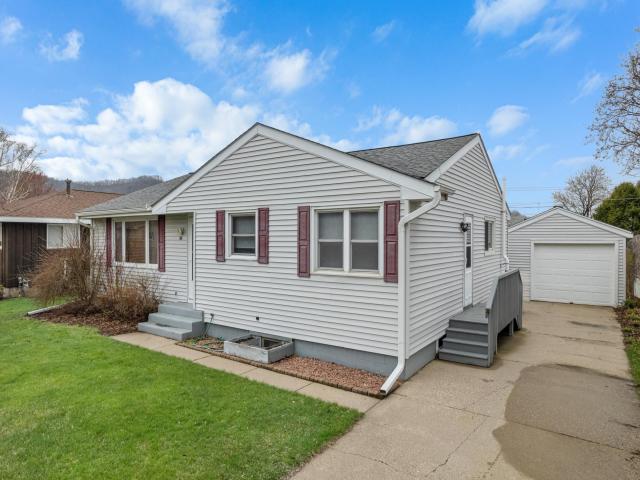 875 48th Avenue Winona MN 55987 - MLS# 7050575