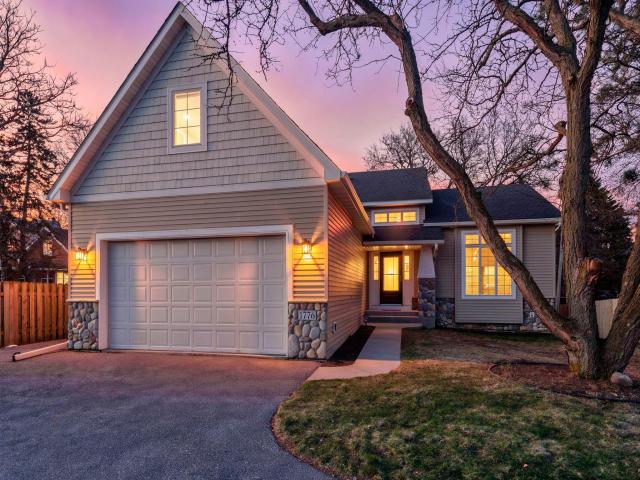 1776 McMenemy Street Maplewood MN 55117 - MLS# 7050607