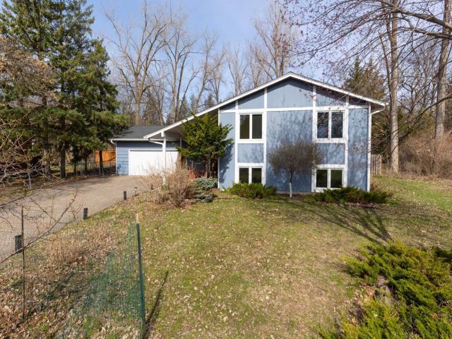 125 Pleasant Lane E Excelsior MN 55331 - MLS# 7050730