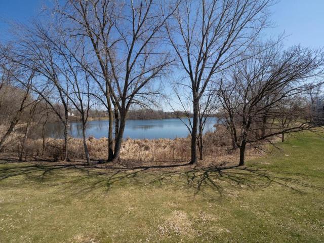 3050 Shields Drive Unit 105 Saint Paul MN 55121 - MLS# 7051056