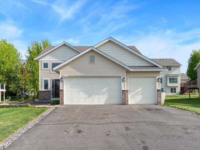 526 Hackney Avenue Shakopee MN 55379 - MLS# 7051477