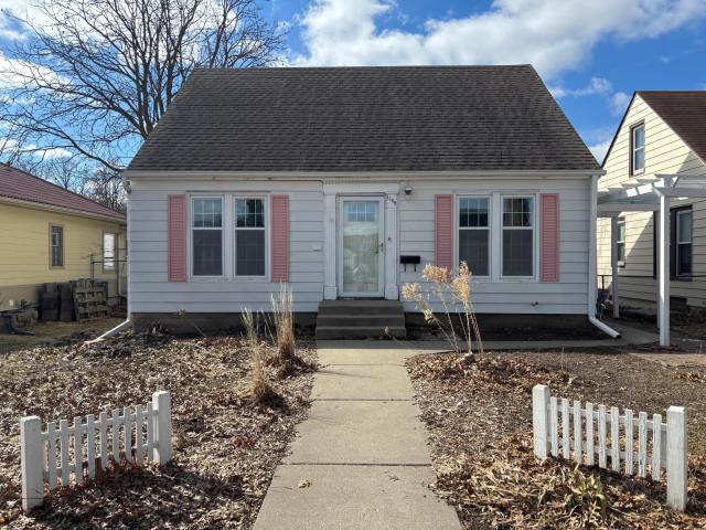 1108 California Avenue W Saint Paul MN 55108 - MLS# 7051558