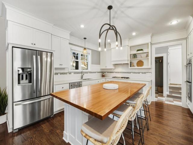 185 W Lake Street Excelsior MN 55331 - MLS# 7051629