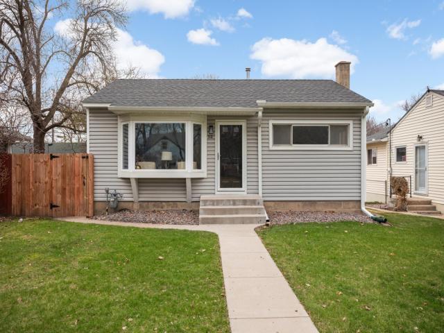 518 10th Avenue NW Saint Paul MN 55112 - MLS# 7051707