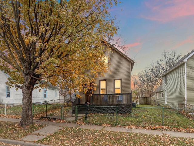 116 Sycamore Street E Saint Paul MN 55117 - MLS# 7051838