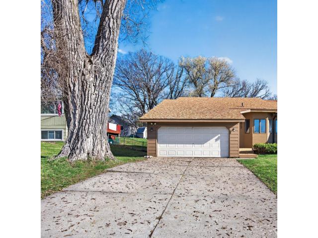 2317 Montana Avenue E Saint Paul MN 55119 - MLS# 7051883