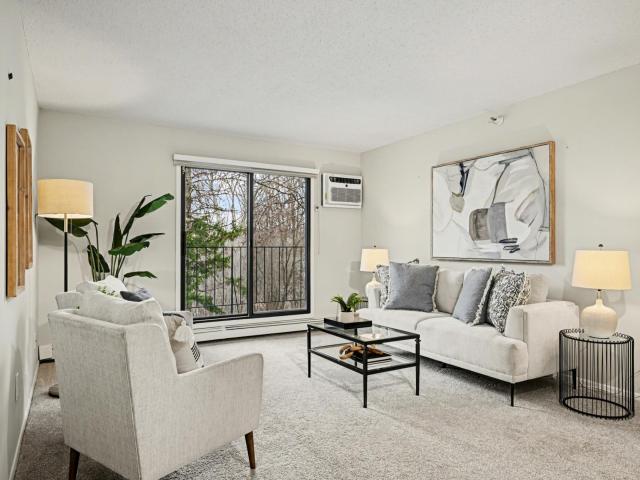 5645 Green Circle Drive Unit 111 Hopkins MN 55343 - MLS# 7052001