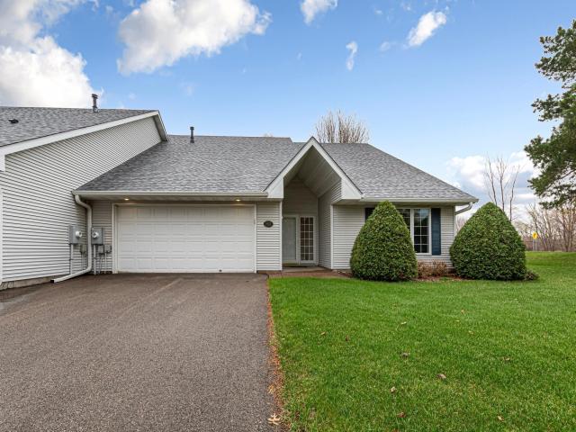 1517 Waters Edge Circle Northfield MN 55057 - MLS# 7052153