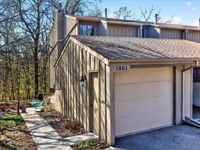 1801 Yuma Lane N Plymouth MN 55447 - MLS# 7052439