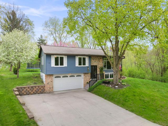 19031 Jordan Trail Lakeville MN 55044 - MLS# 7052518