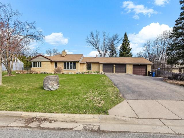 501 Drillane Road Hopkins MN 55305 - MLS# 7052627