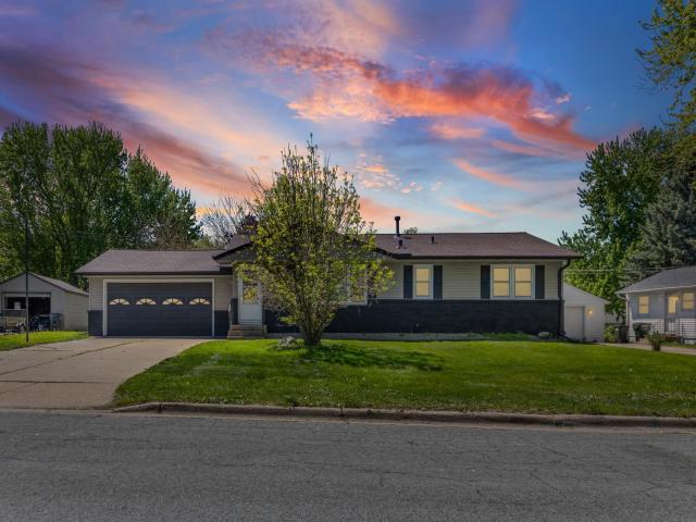 2134 Garnet Drive Saint Paul MN 55122 - MLS# 7052751