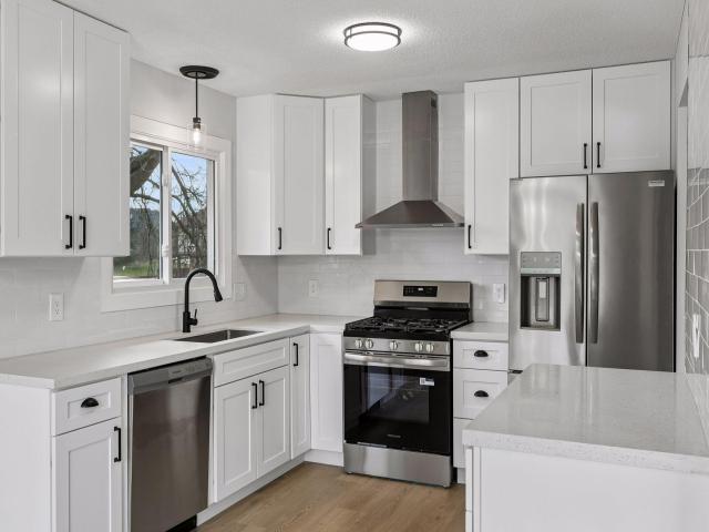 8708 64th Avenue N Brooklyn Park MN 55428 - MLS# 7052809