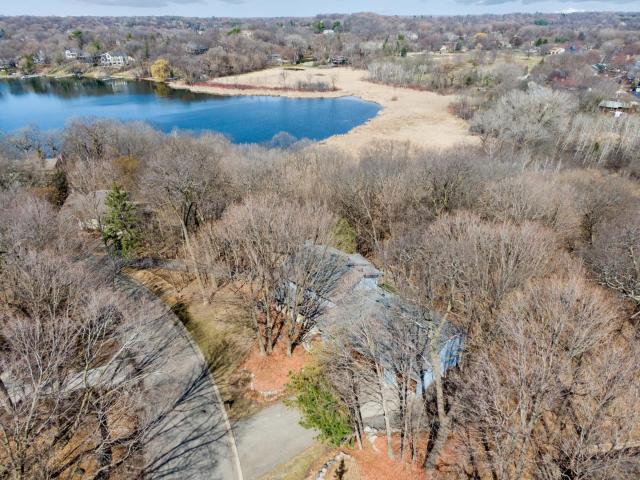 151 Choctaw Circle Chanhassen MN 55317 - MLS# 7052819