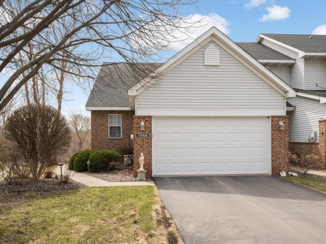 7988 Autumn Ridge Way Chanhassen MN 55317 - MLS# 7053113