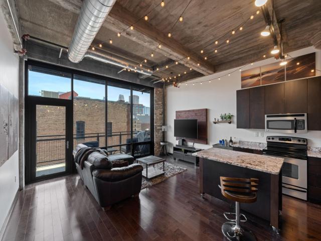 618 Washington Avenue N Unit 502 Minneapolis MN 55401 - MLS# 7053244