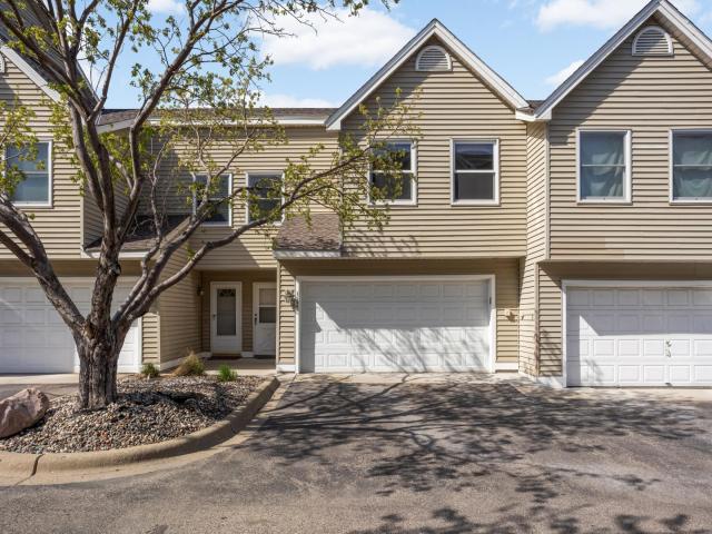 4127 Meadowlark Point Eagan MN 55122 - MLS# 7053435