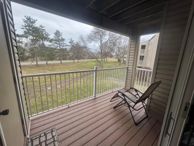 1215 Ferndale Street N Unit A12 Saint Paul MN 55119 - MLS# 7053747