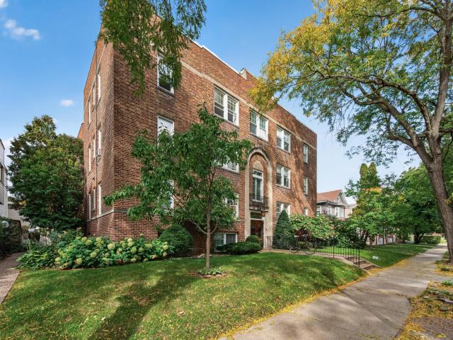 2716 Humboldt Avenue S Unit 301 Minneapolis MN 55408 - MLS# 7053859