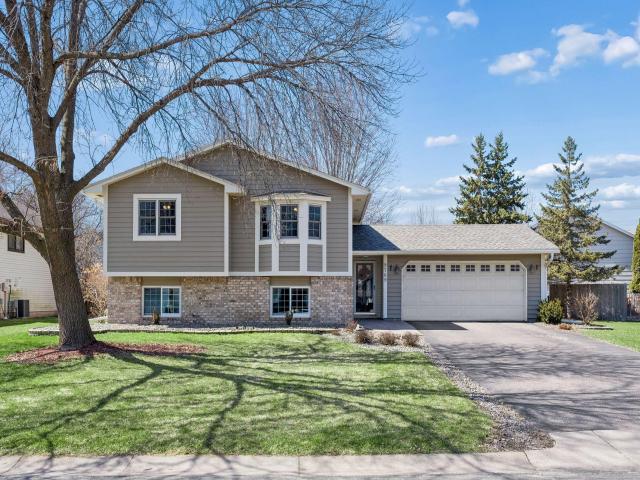 9769 Kirkwood Lane N Maple Grove MN 55369 - MLS# 7053984
