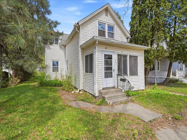 949 Conway Street Saint Paul MN 55106 - MLS# 7054054
