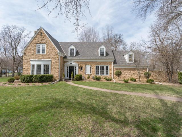 1128 Carney Avenue Mankato MN 56001 - MLS# 7054342