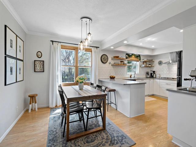 1584 Lancaster Lane Saint Paul MN 55122 - MLS# 7054463