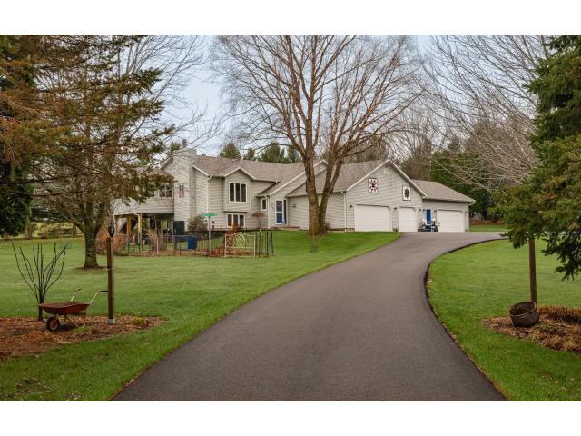 745 Treetop Lane SW Oronoco MN 55960 - MLS# 7054519